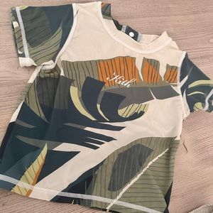 KITH KIDS BABY RASH GUARD SWIM TEE 12–8M
